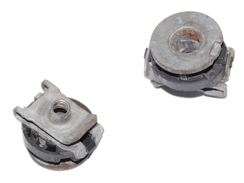 Гайка регулировки фары VOLKSWAGEN TOUAREG 10-18 (ФОЛЬКСВАГЕН ТАУРЕГ) (8E0806193)