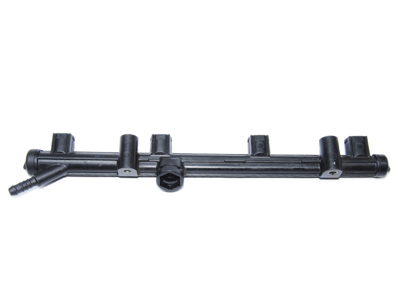 Паливна рейка 2.0TFSI VOLKSWAGEN PASSAT B8 14-23 (ФОЛЬКСВАГЕН ПАСCАТ B8) (06K133681A)