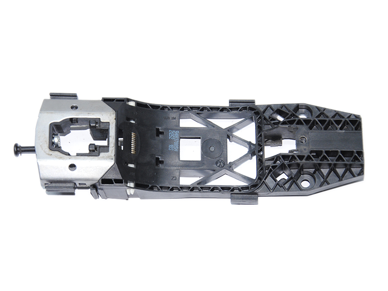 Кронштейн ручки наружней передней левой VOLKSWAGEN TOUAREG 10-18 (ФОЛЬКСВАГЕН ТАУРЕГ) (5N0837885H)