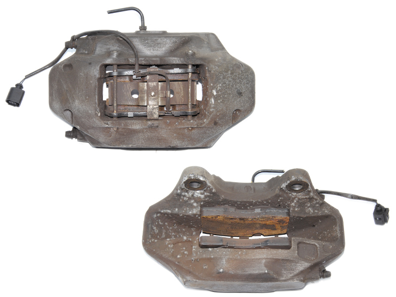 Супорт передній правий Brembo VOLKSWAGEN TOUAREG 10-18 (ФОЛЬКСВАГЕН ТАУРЕГ) (7P6615106AE)