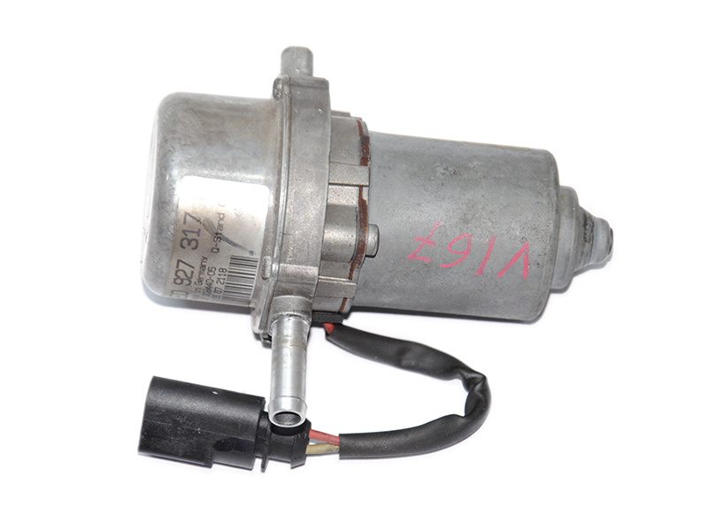 Вакуумный насос Audi A8 D3 4.2FSI (8E0927317E)
