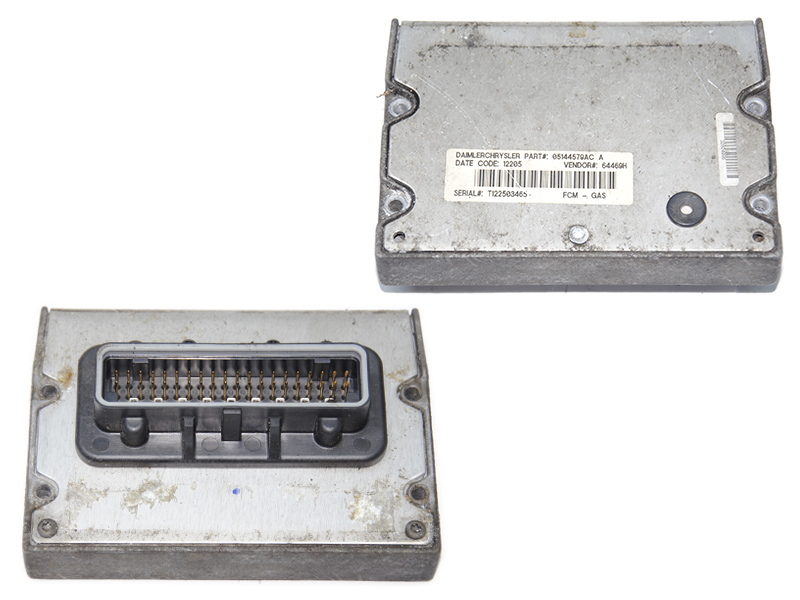 Блок управления двигателем Dodge Caravan 2.8crd 2001-2007 (05144579AC)
