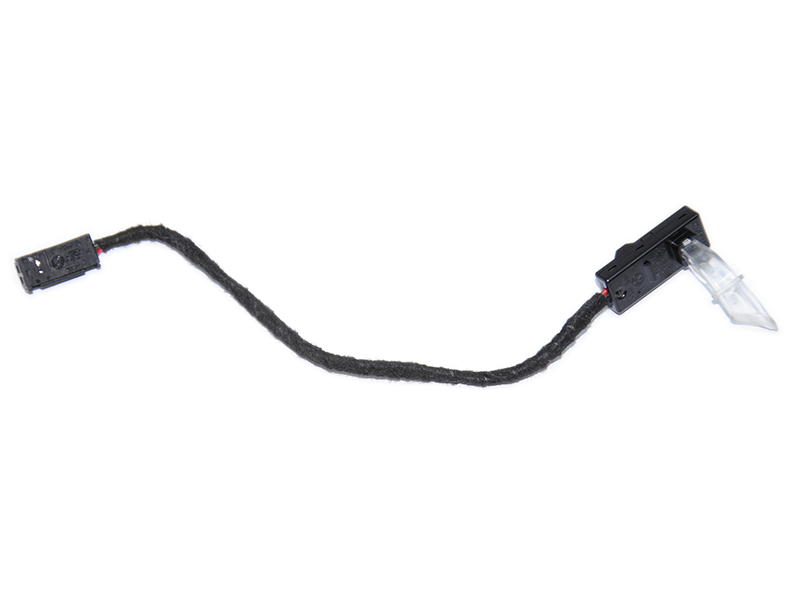 Подсветка карти передней правой VOLKSWAGEN PASSAT B8 14-23 (ФОЛЬКСВАГЕН ПАСCАТ B8) (3G0947356A)