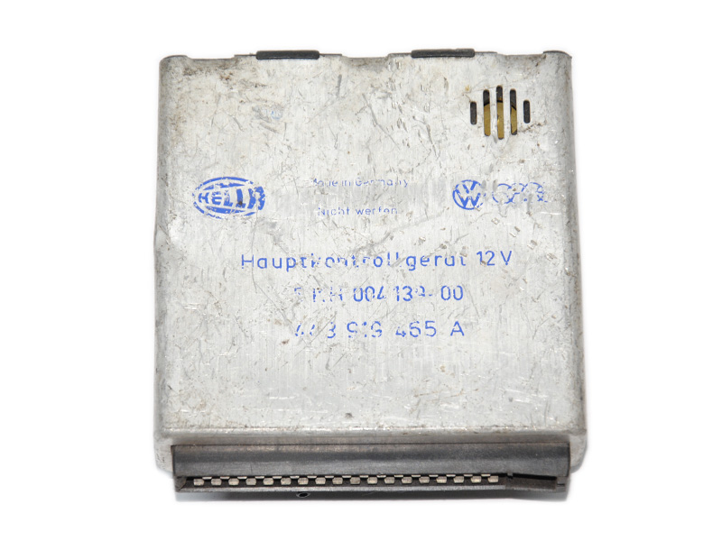Блок управления двигателем 1.8i AUDI 100 C-3 82-90 (АУДИ 100) (443919465A, 5KH004139-00, 5KH00413900)