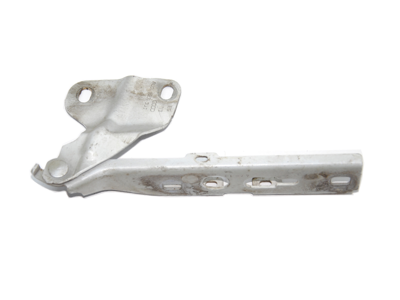 Петля капота левая AUDI Q3 2011-2018 (8U0823301)