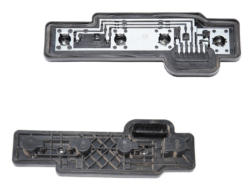 Плата фонаря заднего правого VOLKSWAGEN CADDY 04-15 (ФОЛЬКСВАГЕН КАДДИ) (2K05945258)
