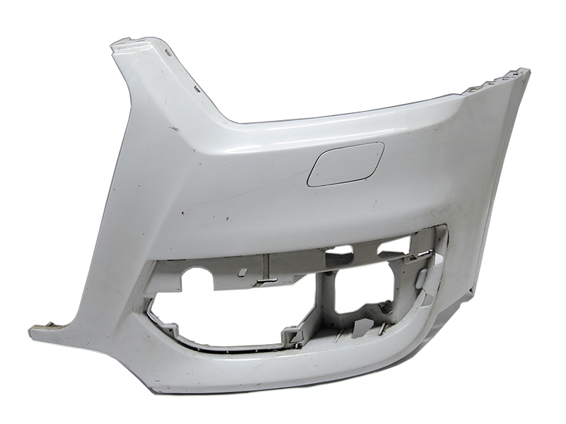 Клык бампера передній лівий -15 AUDI Q3 2011-2015 (8U0807437B, 8U0807437R)