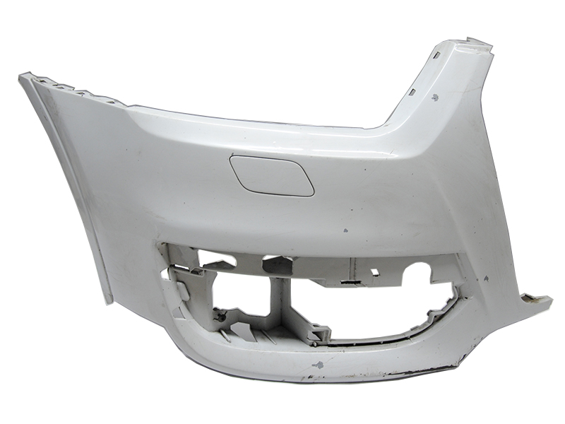 Клык бампера передний правый -15 AUDI Q3 2011-2015 (8U0807438B, 8U0807438R)