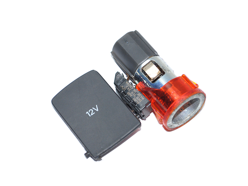 Прикуриватель (гнездо) 12V с крышкой AUDI Q3 2011-2018 (4G0919309A, 8K0919343)