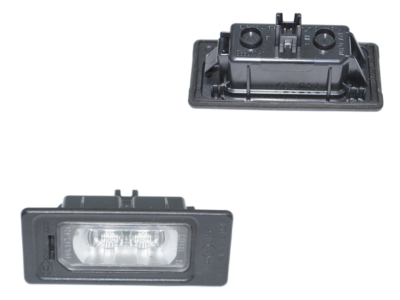 Фонарь подсветки номера AUDI Q3 2011-2018 (4G0943021)