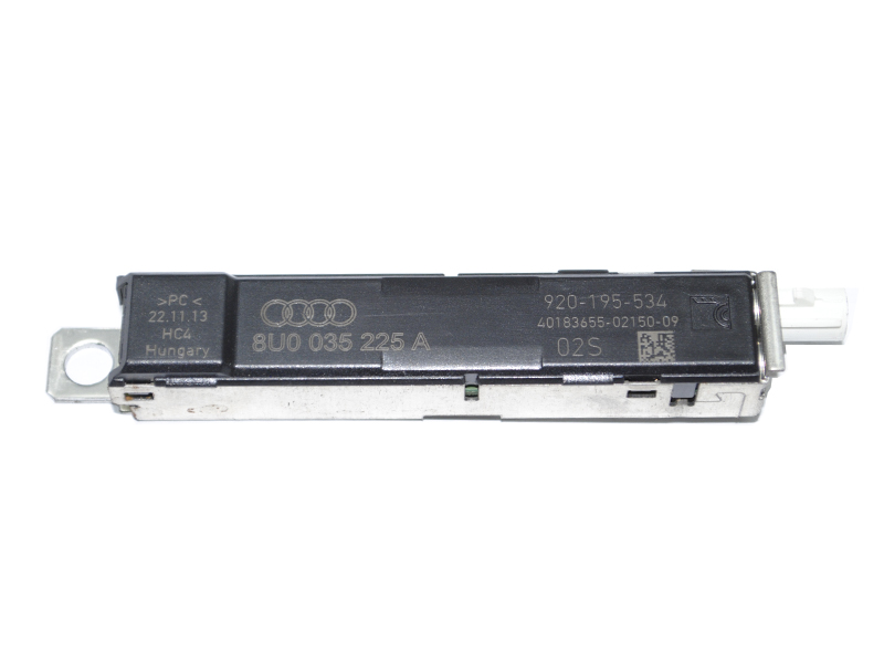 Усилитель антены AUDI Q3 2011-2018 (8U0035225A)