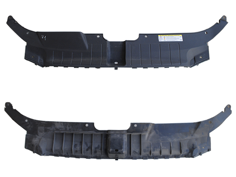 Накладка передньої панелі AUDI Q5 2008-2017 (8R0807081)