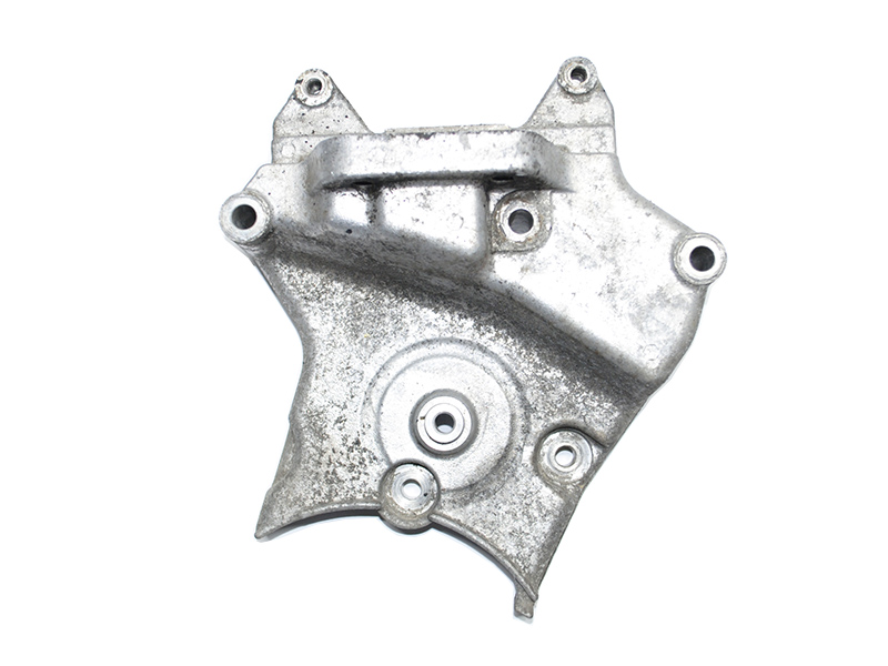 Кронштейн двигуна 1.9CDTI правий OPEL ASTRA (H) 04-14 (ОПЕЛЬ АСТРА H) (55192649)