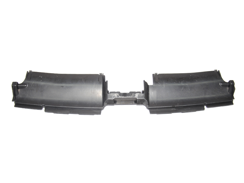 Дефлектор радиатора верхний VOLKSWAGEN PASSAT B8 14-23 (ФОЛЬКСВАГЕН ПАСCАТ B8) (3G0121330B)
