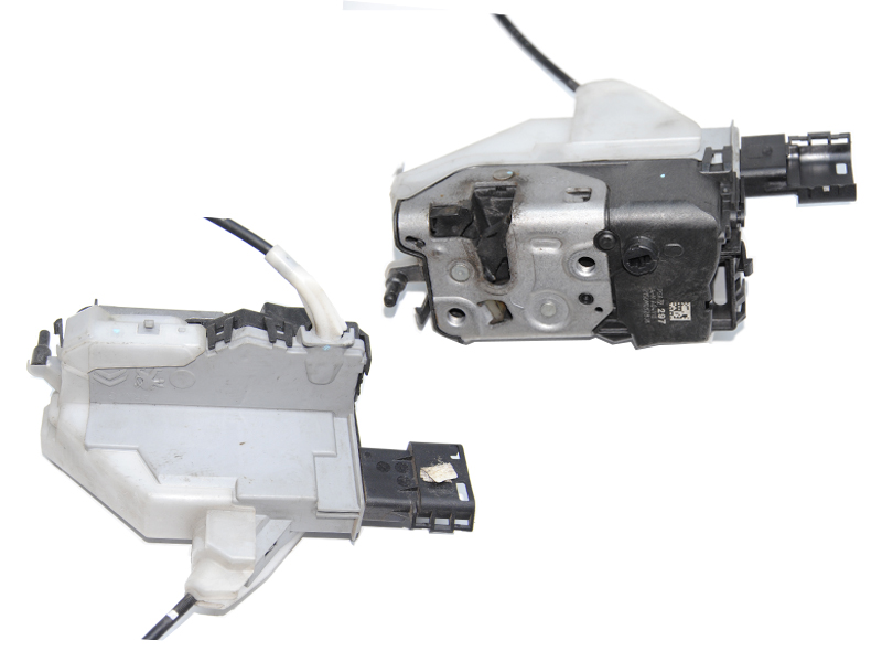 Замок двери задней левой электрический 6 пинов PEUGEOT 3008 09-16 (ПЕЖО 3008) (PSA732297, ArM A04110)