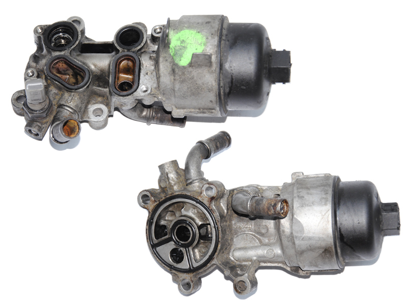 Корпус масляного фильтра 2.0HDI PEUGEOT 3008 09-16 (ПЕЖО 3008) (9685997780, 1103S4, 1103T3)