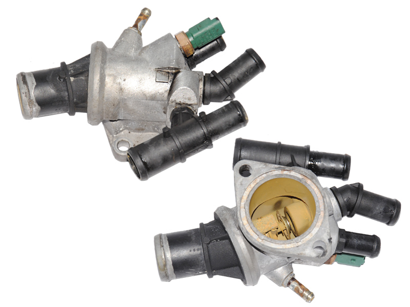 Корпус термостата 1.9JTD 1.9MJET FIAT STILO 01-07 (ФІАТ СТІЛО) (46790294)