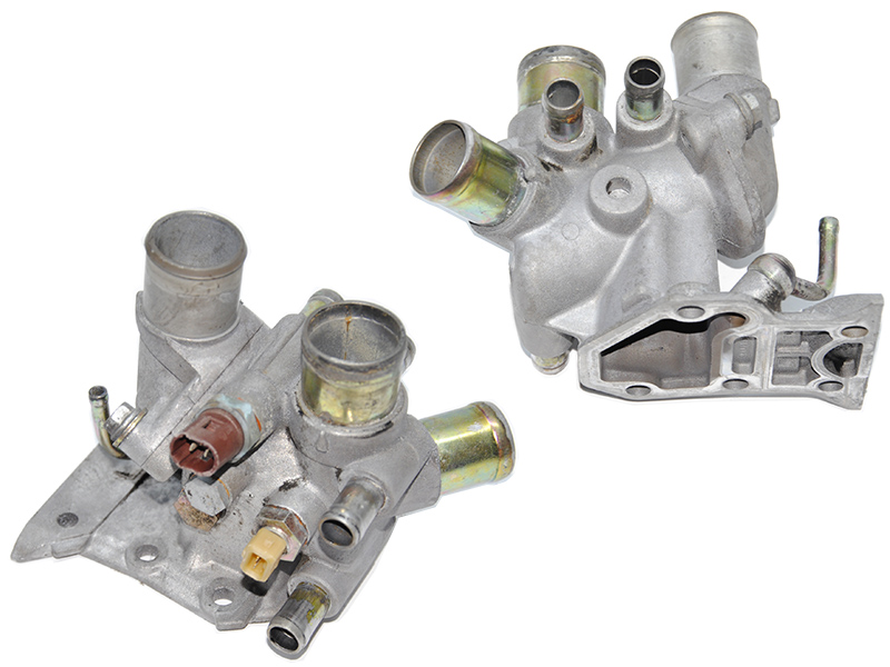 Корпус термостата 2.5D 2.8DTI RENAULT MASTER 98-10 (РЕНО МАСТЕР) (99471305, 7701044840, 7701042512, 7701205754)