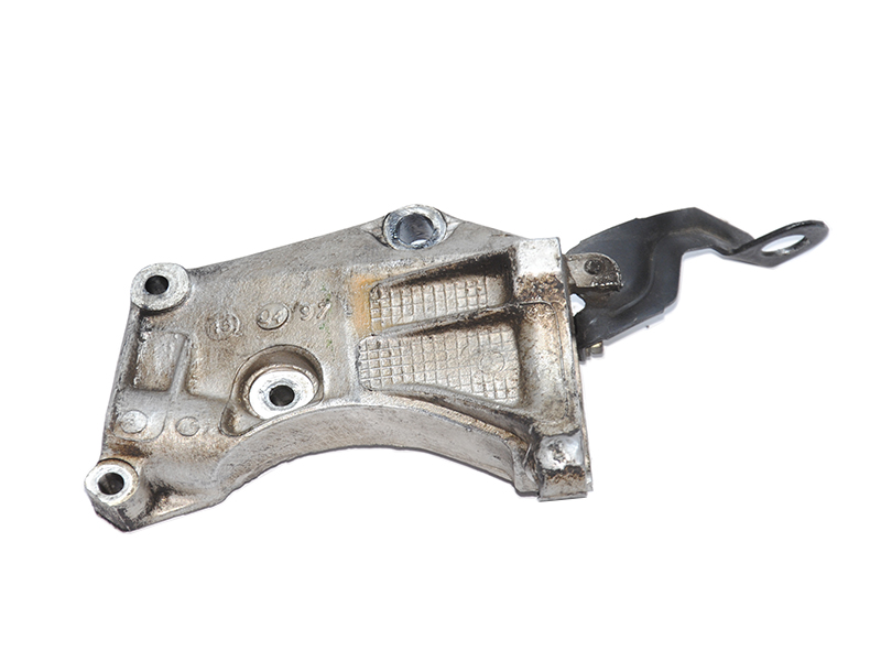 Кронштейн двигателя 1.9D (XUD9) правый FIAT SCUDO 95-07 (ФИАТ СКУДО) (9619626680)