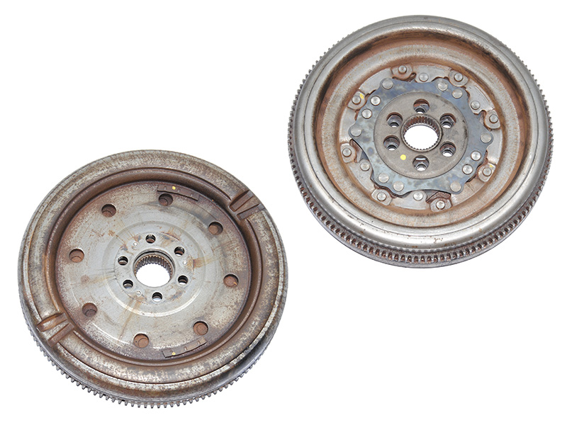 Маховик демпфер 1.9TDI АКПП VOLKSWAGEN TOURAN 03-10 (ФОЛЬКСВАГЕН ТАУРАН) (03G105266BE)