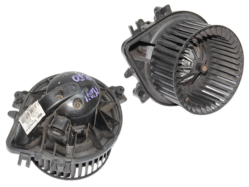 Моторчик печі MINI COOPER R50 2001-2006 Інші товари (W964424E)