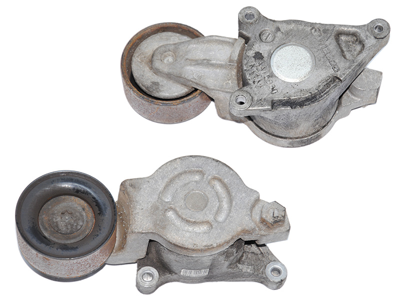 Натяжной механизм ремня генератора 2.2 MZR-CD MAZDA CX-7 06-12 (МАЗДА CX-7) (R2AA15980)