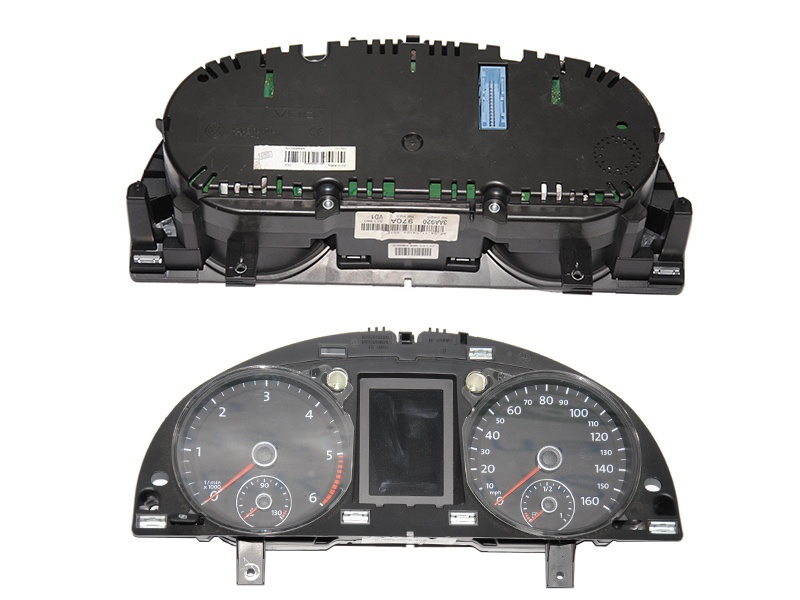 Панель приборов в милях VOLKSWAGEN PASSAT B7 10-15 (ФОЛЬКСВАГЕН ПАСCАТ B7) (3AA920970A)