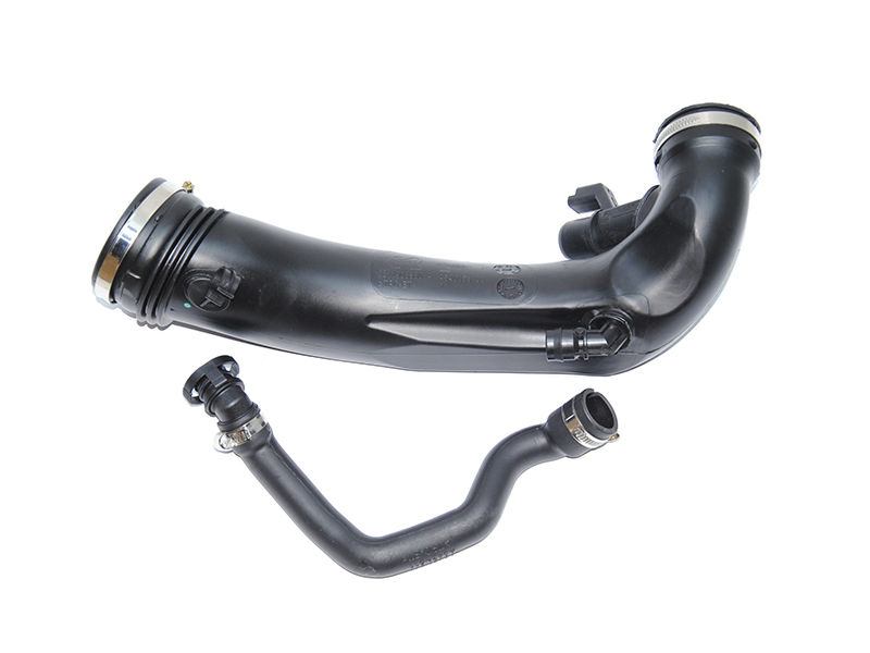 Патрубок воздушный 1.6VTi 1.6THP (Новый, аналог) PEUGEOT 3008 09-16 (ПЕЖО 3008) (1440Q6, 9811909980, V763335580, 9811908380, 1440.Q6, A540053100)