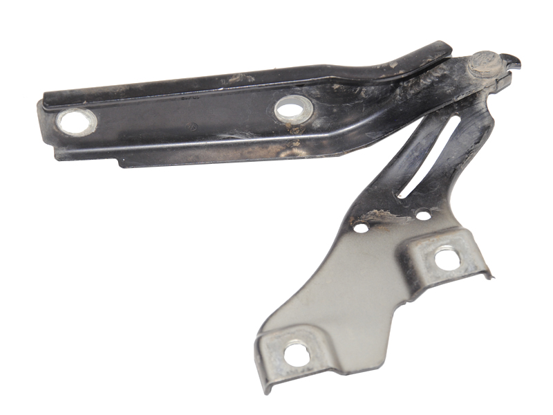 Петля капота ліва VOLKSWAGEN PASSAT B8 14-23 (ФОЛЬКСВАГЕН ПАСCАТ B8) (3G0823301)