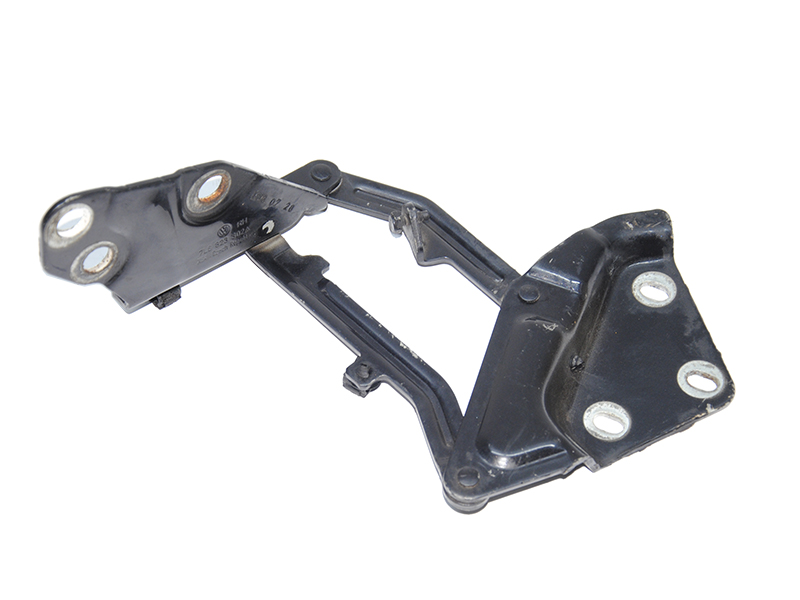 Петля капота права VOLKSWAGEN TOUAREG 02-10 (ФОЛЬКСВАГЕН ТУАРЕГ) (7L6823302A)