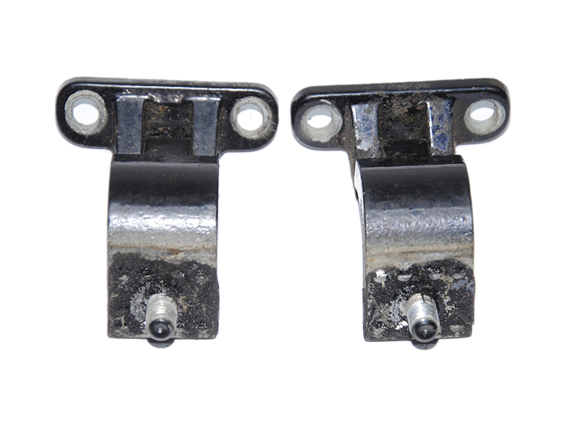 Петля крышки багажника комплект VOLKSWAGEN TOURAN 03-10 (ФОЛЬКСВАГЕН ТАУРАН) (1J9827301)
