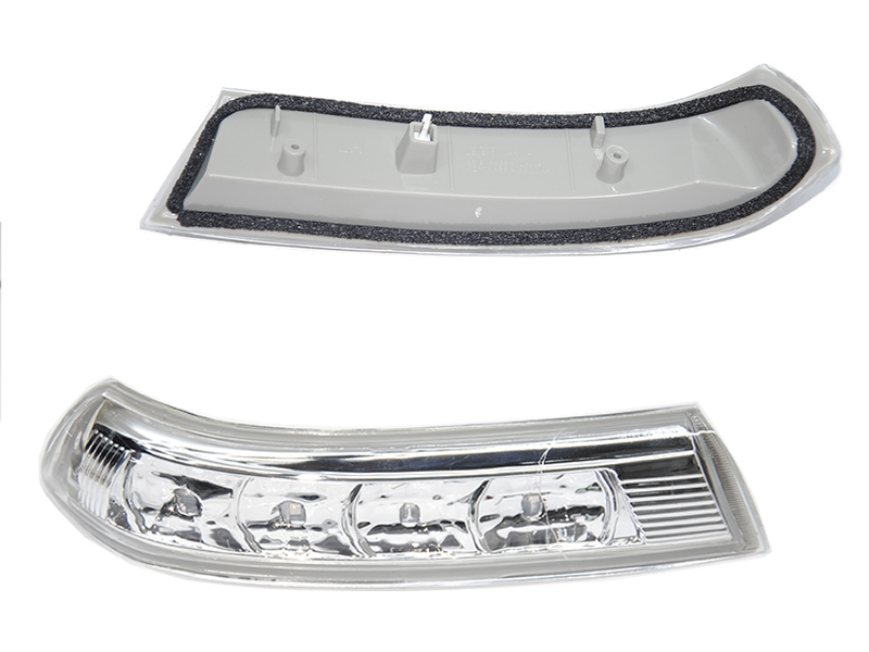 Повторитель поворота в зеркало левый 09- (Новый не оригинальный) HYUNDAI SANTA FE (CM) 2009–2012 (876133J000, 87613-3J000)
