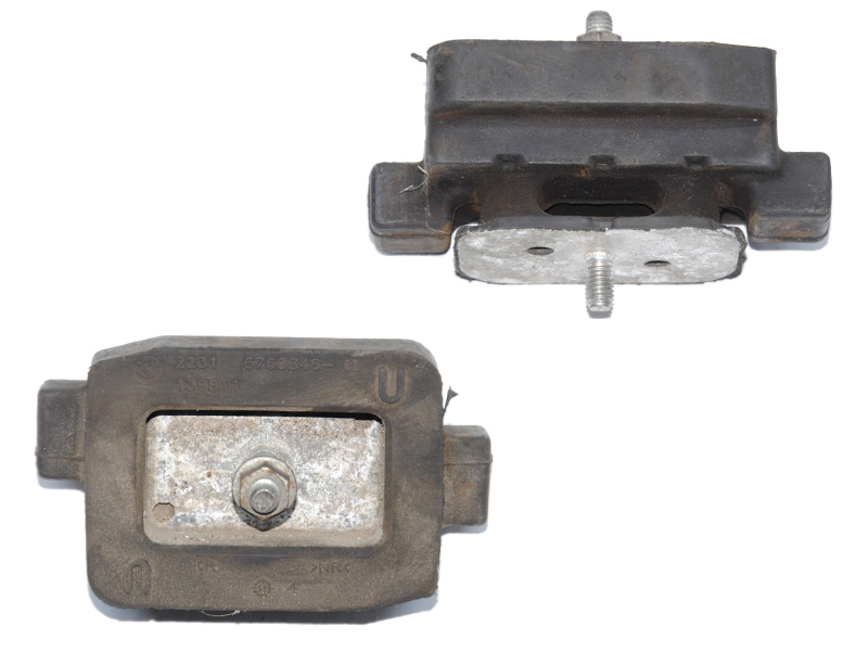 Подушка КПП BMW F10 F11 2010-2017 (22316769848, 6769848)