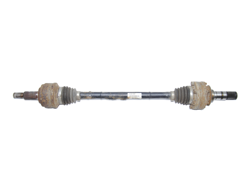 Привід задній VOLKSWAGEN TOUAREG 02-10 (ФОЛЬКСВАГЕН ТУАРЕГ) (7L0501201B)