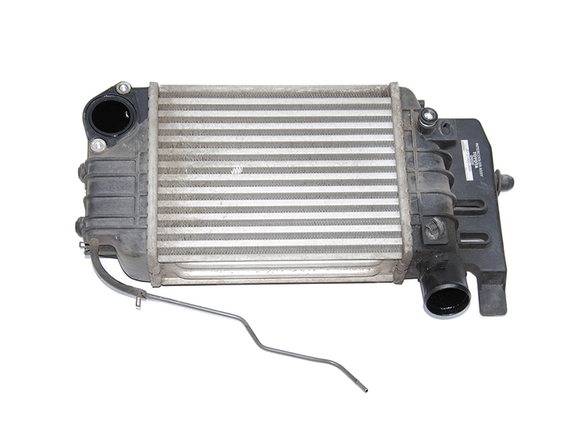 Радіатор інтеркулера Toyota Yatis II (JD127000-0620, JD1270000620, 127000-0620, 1270000620, 179000N030, 17900-0N030, 179000N010, 179000-N010)