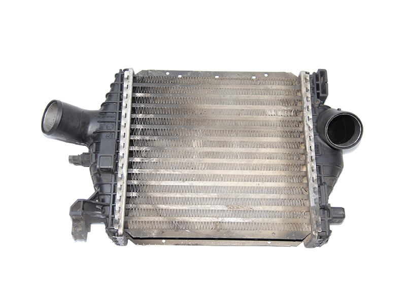 Радиатор интеркулера 2.2CDI MERCEDES-BENZ VITO 638 96-03 (МЕРСЕДЕС ВИТО 638) (A6385012901, 6385012901)