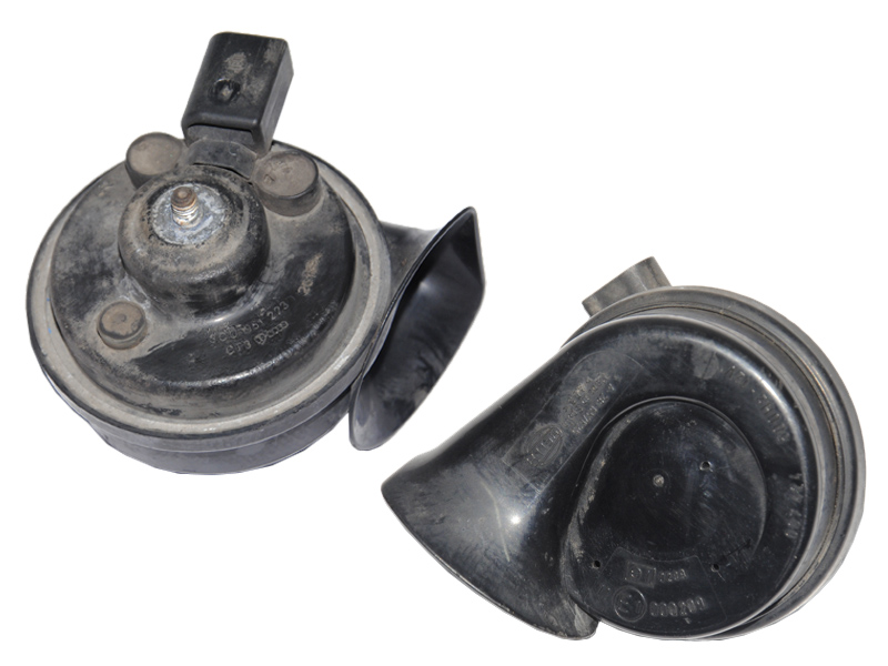 Сигнал звуковой VOLKSWAGEN PASSAT B6 05-10 (ФОЛЬКСВАГЕН ПАССАТ В6) (3C0951223)