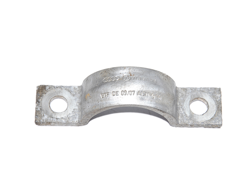 Скоба заднего стабилизатора VOLKSWAGEN TOUAREG 02-10 (ФОЛЬКСВАГЕН ТУАРЕГ) (7L8511418)