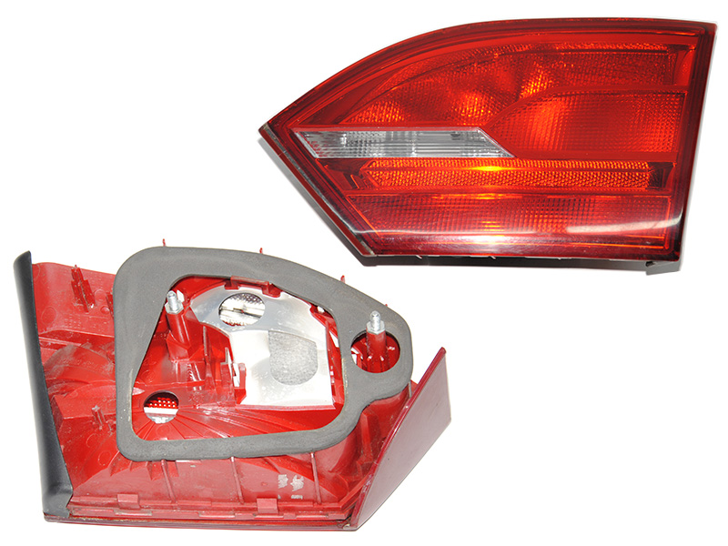 Фонарь правый внутренний -15 VOLKSWAGEN JETTA 10-15 (ФОЛЬСКАВАГЕН ДЖЕТТА) (5C6945094)