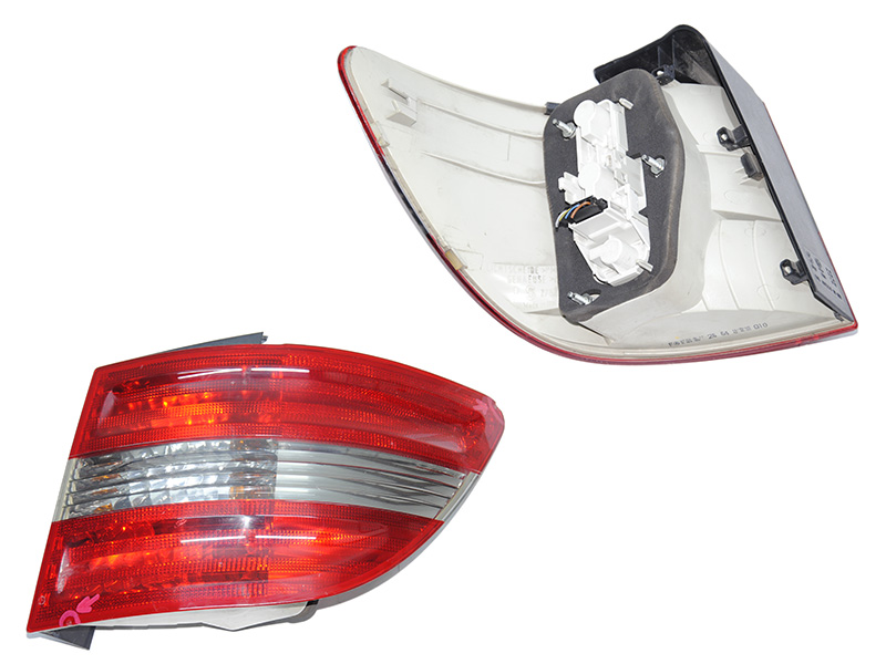 Фонарь правый наружный Mercedes-Benz B-Classe (W245) 2005-2011 (A1698202664, 1698202664)