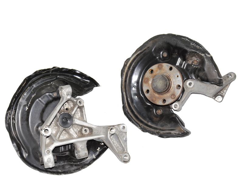 Цапфа задняя левая со ступицей под ABS D32 VOLKSWAGEN PASSAT B7 10-15 (ФОЛЬКСВАГЕН ПАСCАТ B7) (3C0505435F, 3C0505433K, 1T0598611B)
